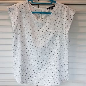 White Shirt w/ Black Arrows